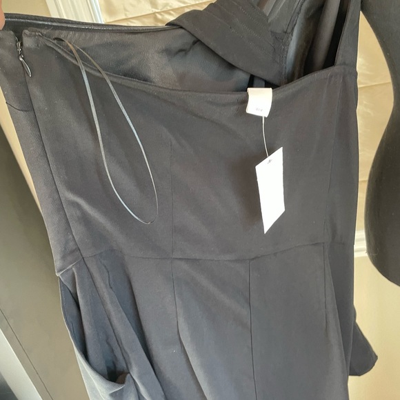 H&M Black One Shoulder Jumpsuit - Picture 4 of 8